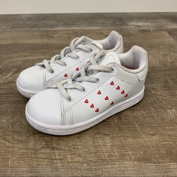 ADIDAS Stan Smith Heart Embroidered Sneakers